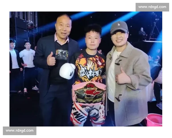 奇迹女孩李明蕊压迫式进攻横扫擂台,谁能阻挡这股钢铁洪流?